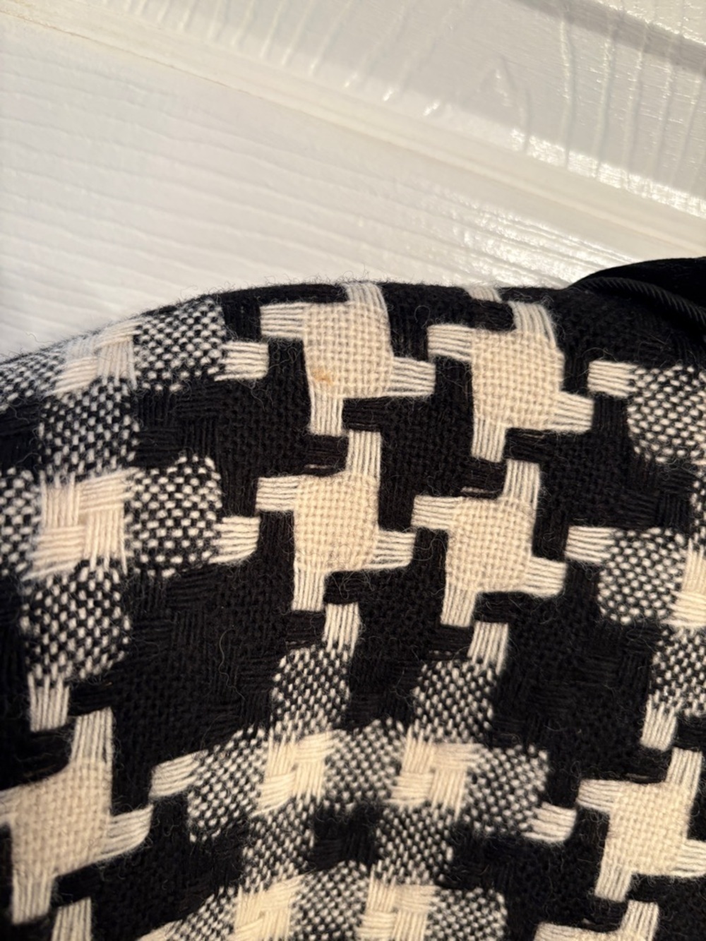 Escada Houndstooth Wool Blazer - Picture 10 of 12